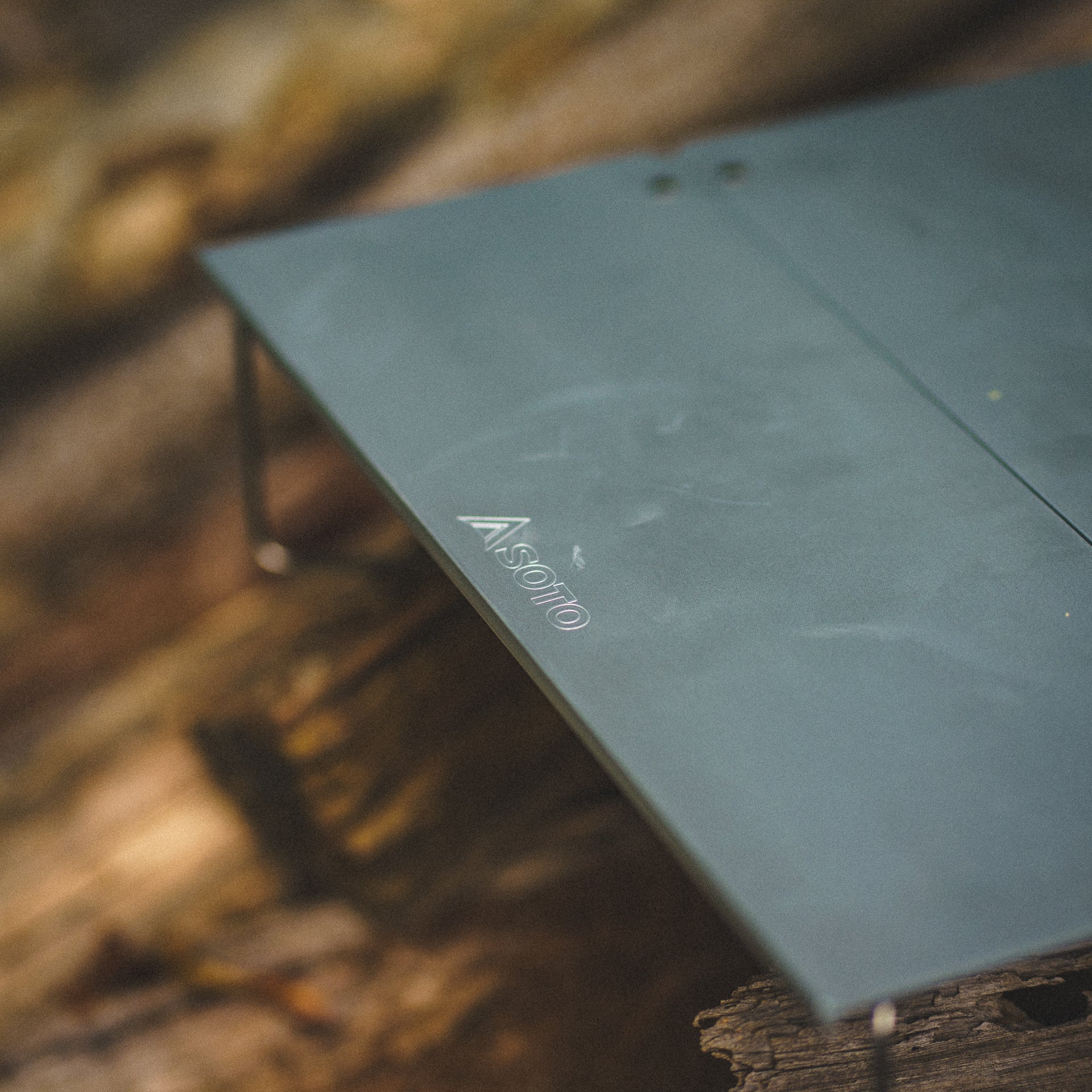 Field Hopper Mini Pop Up Table - Image 5