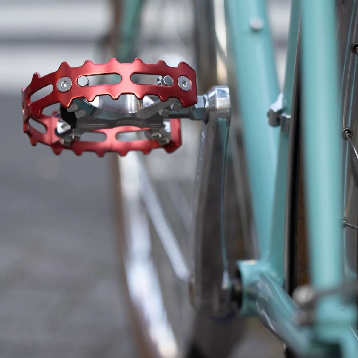 Blue Lug Bear Trap Pedal by MKS - Image 5